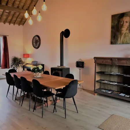 Aux Aguesses Buissonnieres Semesterbostad *