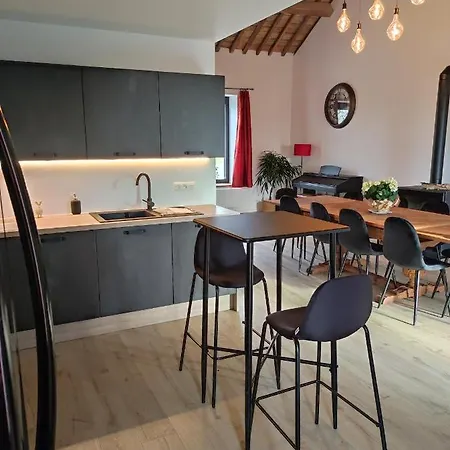 Aux Aguesses Buissonnieres Semesterbostad *