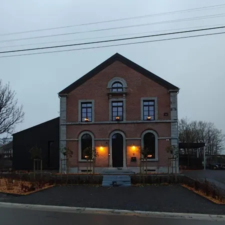 Aux Aguesses Buissonnieres Дом отдыха *